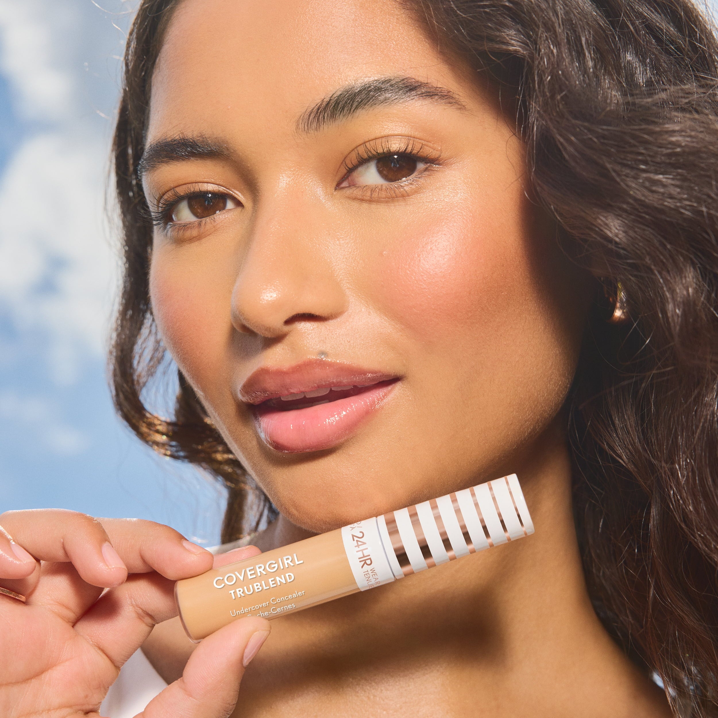 COVERGIRL TruBlend Undercover Concealer, Classic Ivory, 0.33 oz (Packaging May Vary)